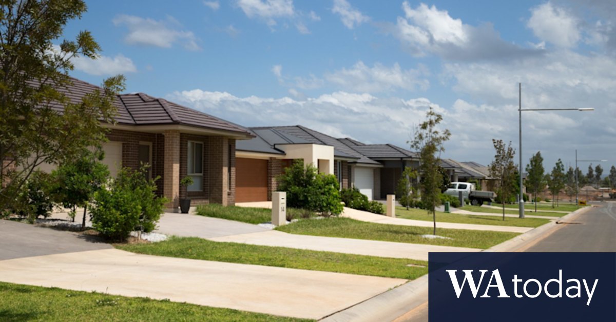 Australia property: The suburbs where house prices are still higher than a year ago - Vimarsana News