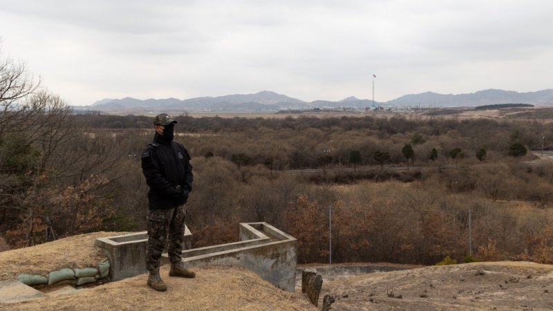 Amerikalı bir adam DMZ'yi geçtikten sonra Kuzey Kore'de gözaltına alındı