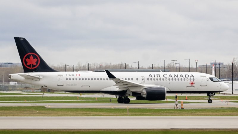 Air Canada pilot accused of flying for 17 years without prop