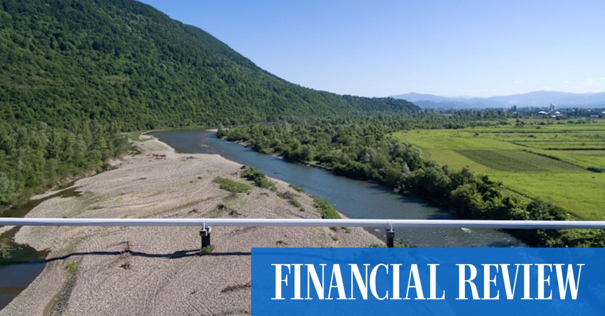 European gas price sinks, still 'unbearably high' ahead of winter - Vimarsana News