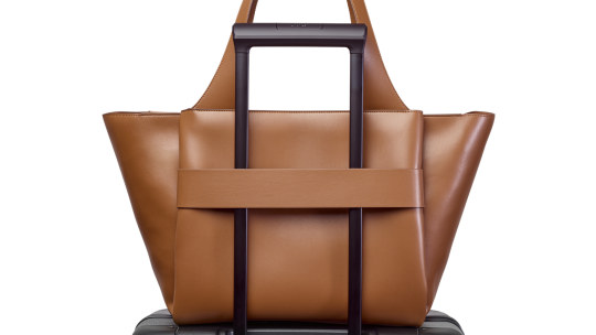The Juliette Soft Large Tote from Australian travel brand July has your comfort and convenience very much in mind.