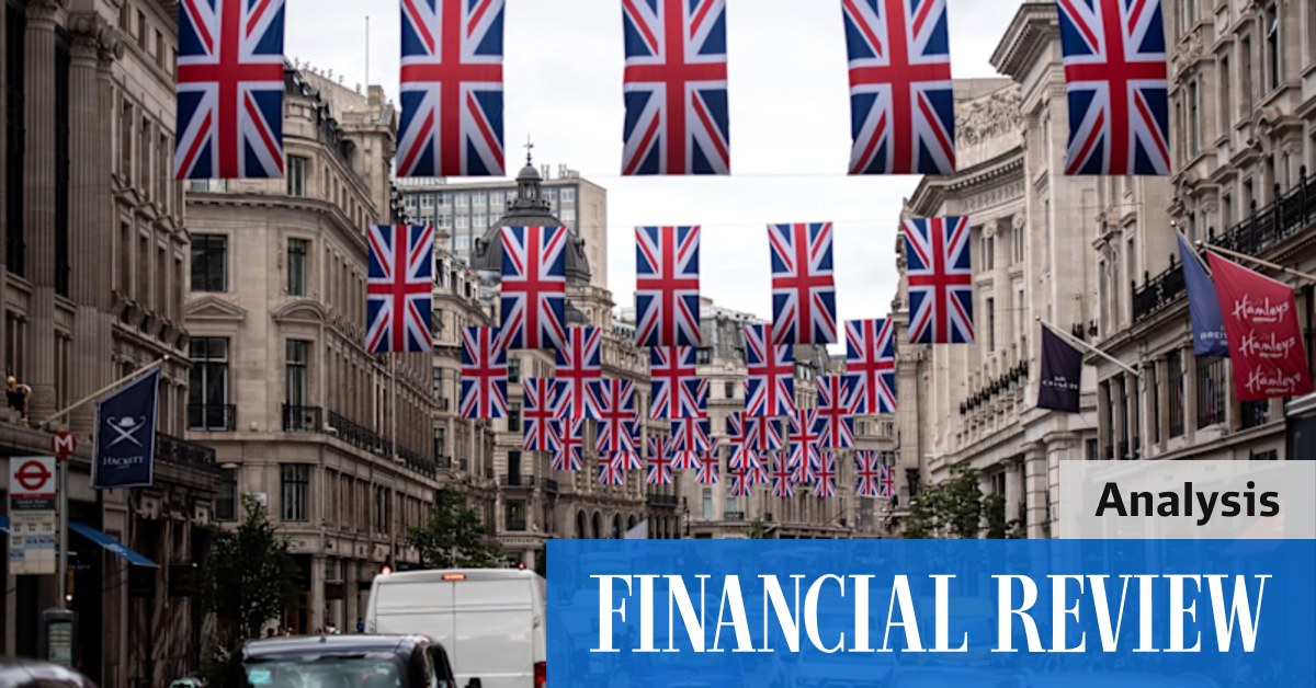 David Cameron returns with Britain at the crossroads - Vimarsana News