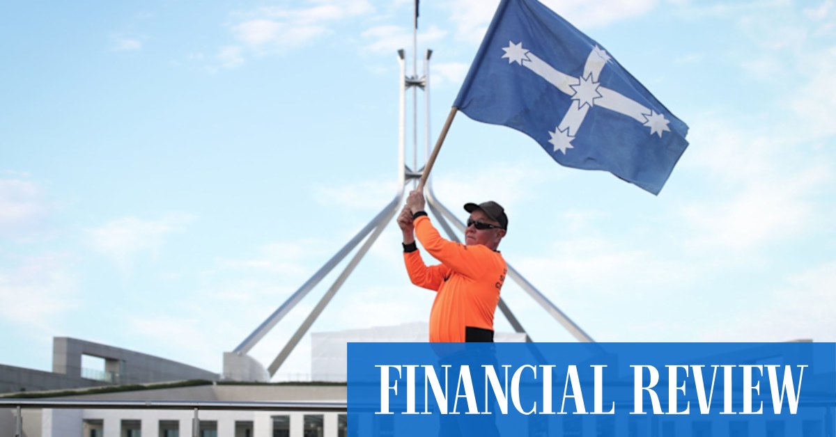 Eureka flag banned on building sites as free speech challenge fails - Vimarsana News