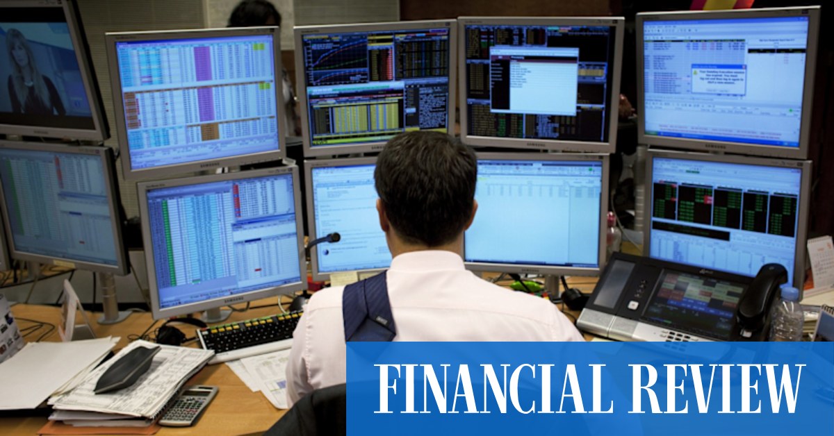 Investors flee sinking bond funds after $2.6b tumble - Vimarsana News