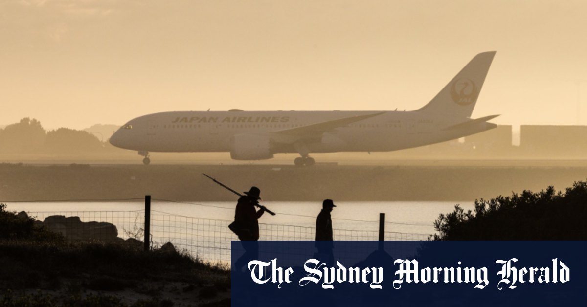 悉尼机场延误，取消增加，因为航班只有一条跑道