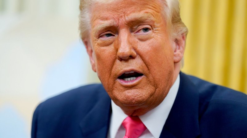 ‘People are going silent’: Fearing retribution, Trump critics muzzle themselves