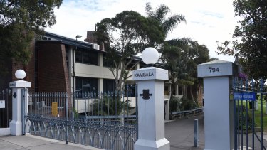Kambala, in Sydney's eastern suburbs, has settled a defamation case with former principal Debra Kelliher.