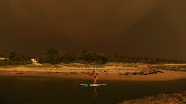 Well Meaning Help Might Hinder Fire Victims The Best Shoulder To Cry On Is One You Know