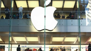 Apple's flagship Sydney store. Photographer: Brendon Thorne/Bloomberg