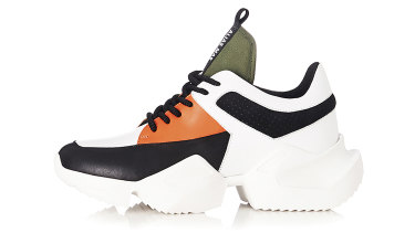 alias mae tommy sneaker