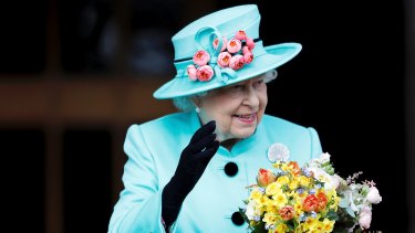 A new book claims Queen Elizabeth is bemused by Australia's attitude towards becoming a republic.