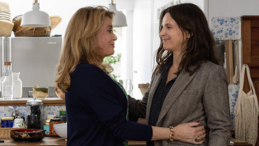 Catherine Deneuve and Juliette Binoche play a mother and her daughter in The Truth. 