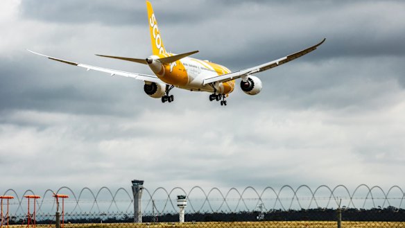 A scoot flight arrives at Melbourne airport in 2015.
