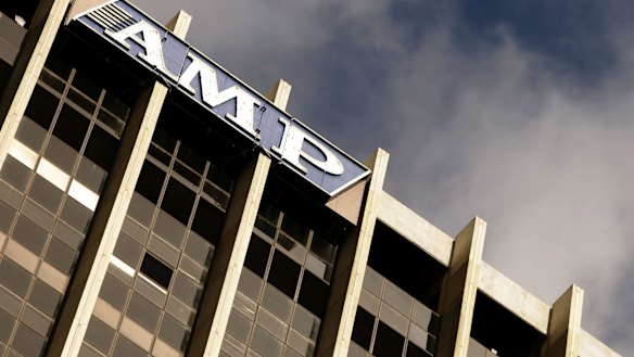 AMP has started slashing its network of aligned financial advisors as the fallout from the Hayne royal commission continues.
