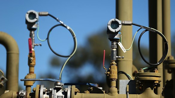 Santos says concerns about the threat to fire fighters from CSG infrastructure are unfounded.