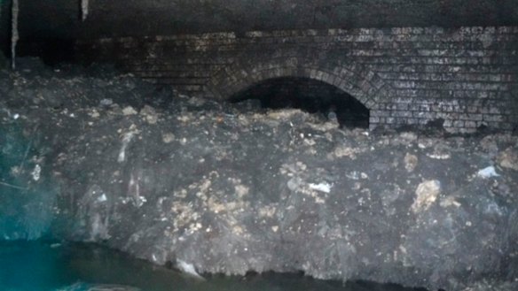 A "fatberg" made up of hardened fat, oil and baby wipes found in the sewer of the English town of Sidmouth.