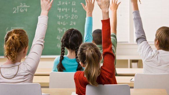 HSC maths will be compulsory for primary school teachers, after the government reinstated a requirement dropped five years ago