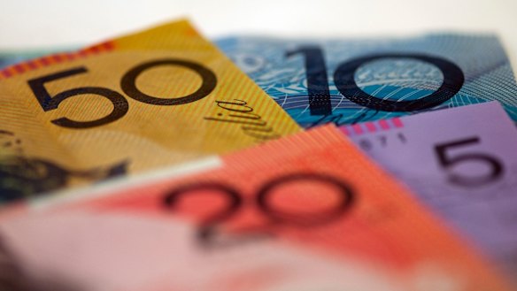 The central bank to the world's central bank has warned of the dangers of "easy money", saying politicians have to start implementing structural reforms.