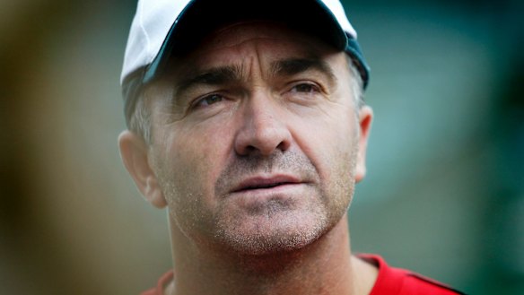Wally Masur would like to see Lleyton Hewitt and Bernard Tomic patch things up behind closed doors.