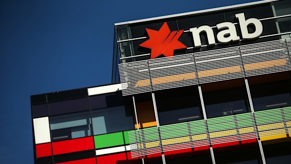 The refund comes as NAB's NULIS prepares to appear at the royal commission. 