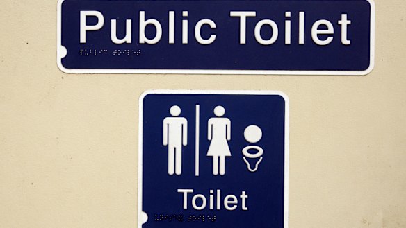 Police need help to catch the man who sexually assaulted a four-year-old girl in a toilet block. 