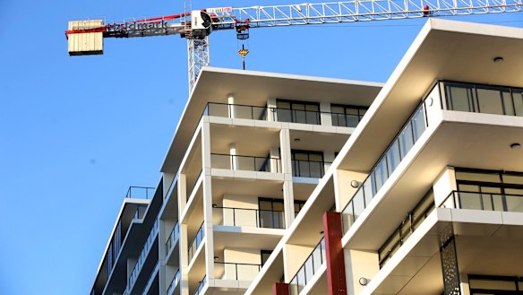 Residential construction along the Parramatta River. 