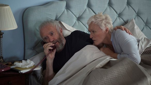 Jonathan Pryce and Glenn Close in a scene from The Wife.