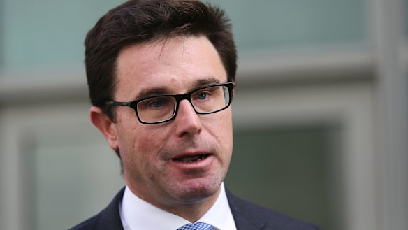 Minister for Agriculture and Water Resources David Littleproud is backing the head of the Murray-Darling Basin Authority. 