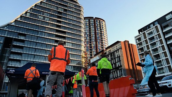 The government has scrapped the 50 per cent capacity limit on construction sites from Monday.