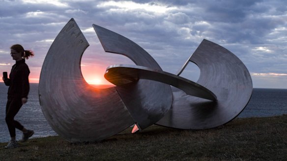 Inge King's 2016 steely contribution to Sculpture by the Sea at Bondi Beach.
