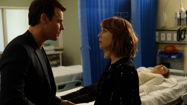 Rodger Corser (Hugh) and Hayley McElhinney (Penny) star in Doctor Doctor.
