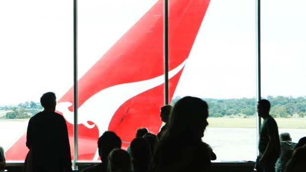 Australia's major airlines have accused airports of gouging them and want the government to step in. 