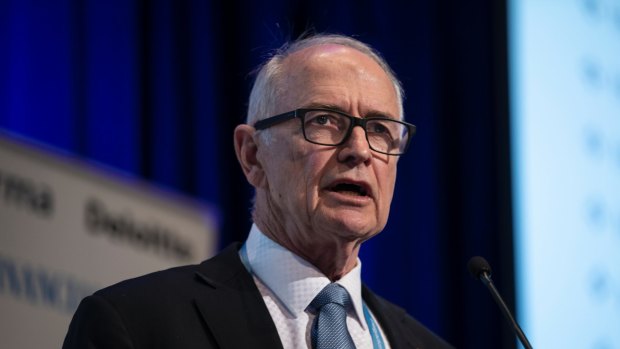 Professor Ross Garnaut says government should be investing in renewable energy. 