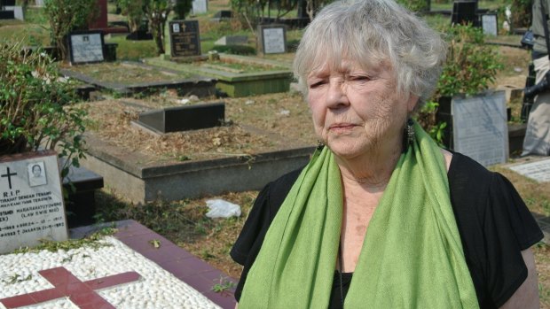 Shirley Shackleton visits the grave of her husband Greg Shackleton in 2012.