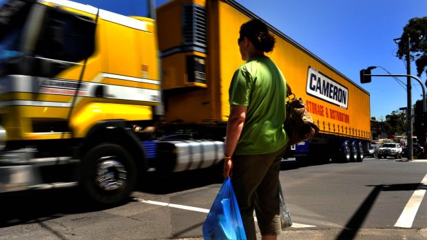 The trucking industry has made an urgent call for clarity about COVID-19 testing rules for truck drivers.