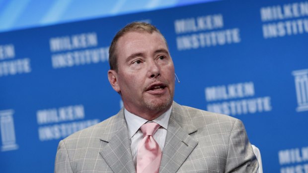 Billionaire money manager Jeffrey Gundlach says this year's biggest risk to markets would be Sanders "becoming more believed-in."