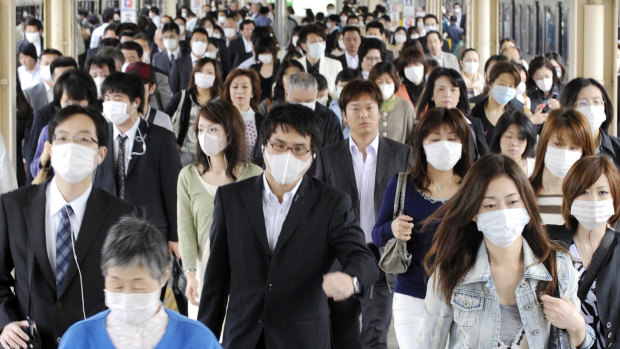 Face masks were everywhere
in Asia during the 2009 swine flu outbreak. 