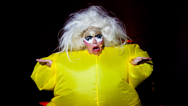 'I'm a cake - I'm no mere trifle": Sarah Ward as Queen Kong singing I'm a Blancmange.