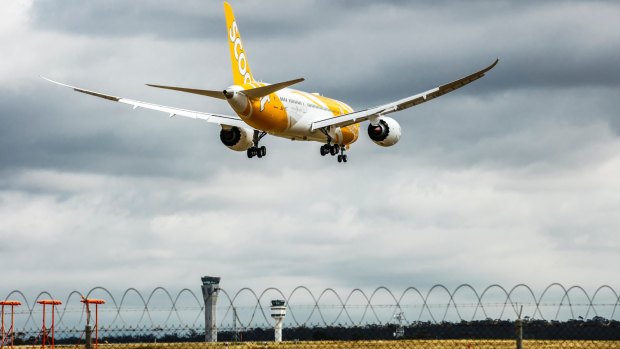 A scoot flight arrives at Melbourne airport in 2015.