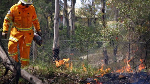 Experts warn a new approach to prescribed burns and funding is needed as climate change increases the threat from bushfires to lives and property. 