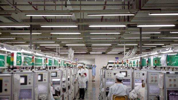 Foxconn aims to cut $US2.9 billion from expenses in 2019 as it faces "a very difficult and competitive year", internal memo shows.