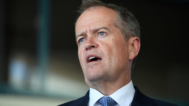 Labor leader Bill Shorten has declined to meet media mogul Rupert Murdoch in New ZYork.