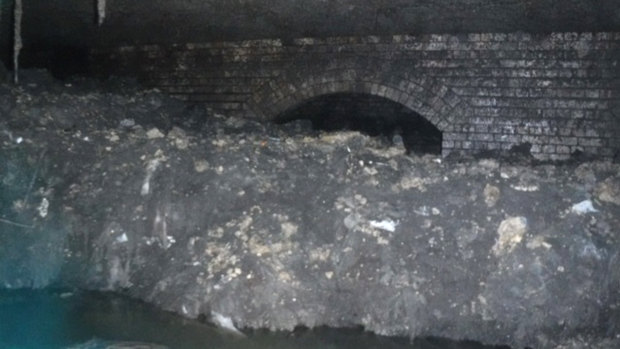 A "fatberg" made up of hardened fat, oil and baby wipes found in the sewer of the English town of Sidmouth.