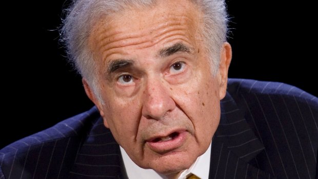 Carl Icahn made a profitable bet against brick-and-mortar retailers.