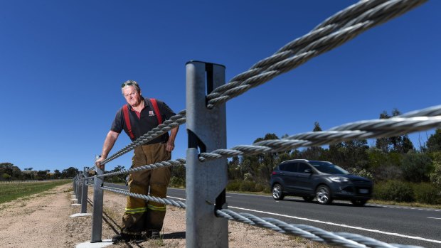 Wire barriers on the Calder Fwy.