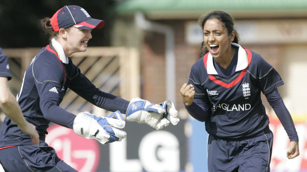 Isa Guha (right): from World Cup-winning bowler for England, to cricket commentator.