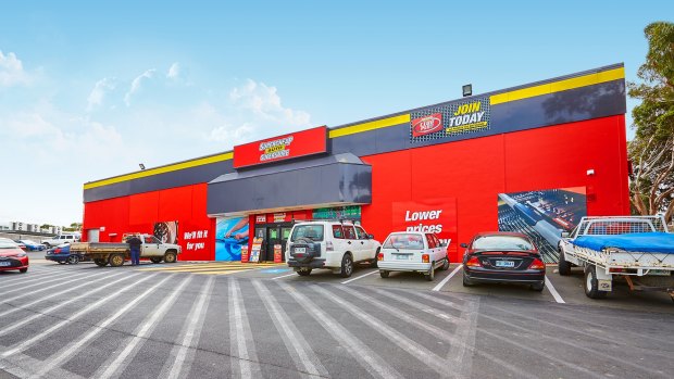 In the company's full-year results last week, Super Retail revealed a 2.8 percent rise in annual sales, but a 20 percent drop in net profit and a drop in margins.