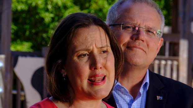 Kelly O'Dwyer, accompanied by Prime Minister Scott Morrison, announces her departure.