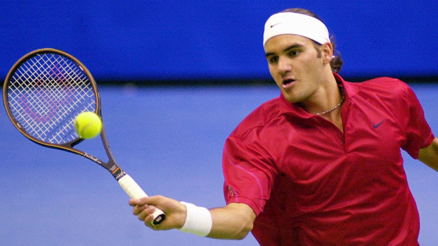 Federer in action in the Milan final in 2001, on the way to his first title win.