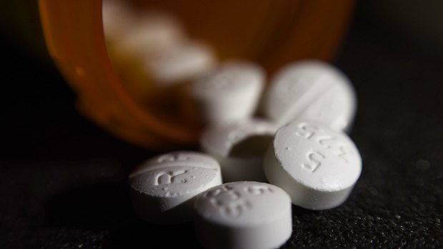 A new bill will make it harder for addicts to get their hands on opioids by "doctor shopping". 
